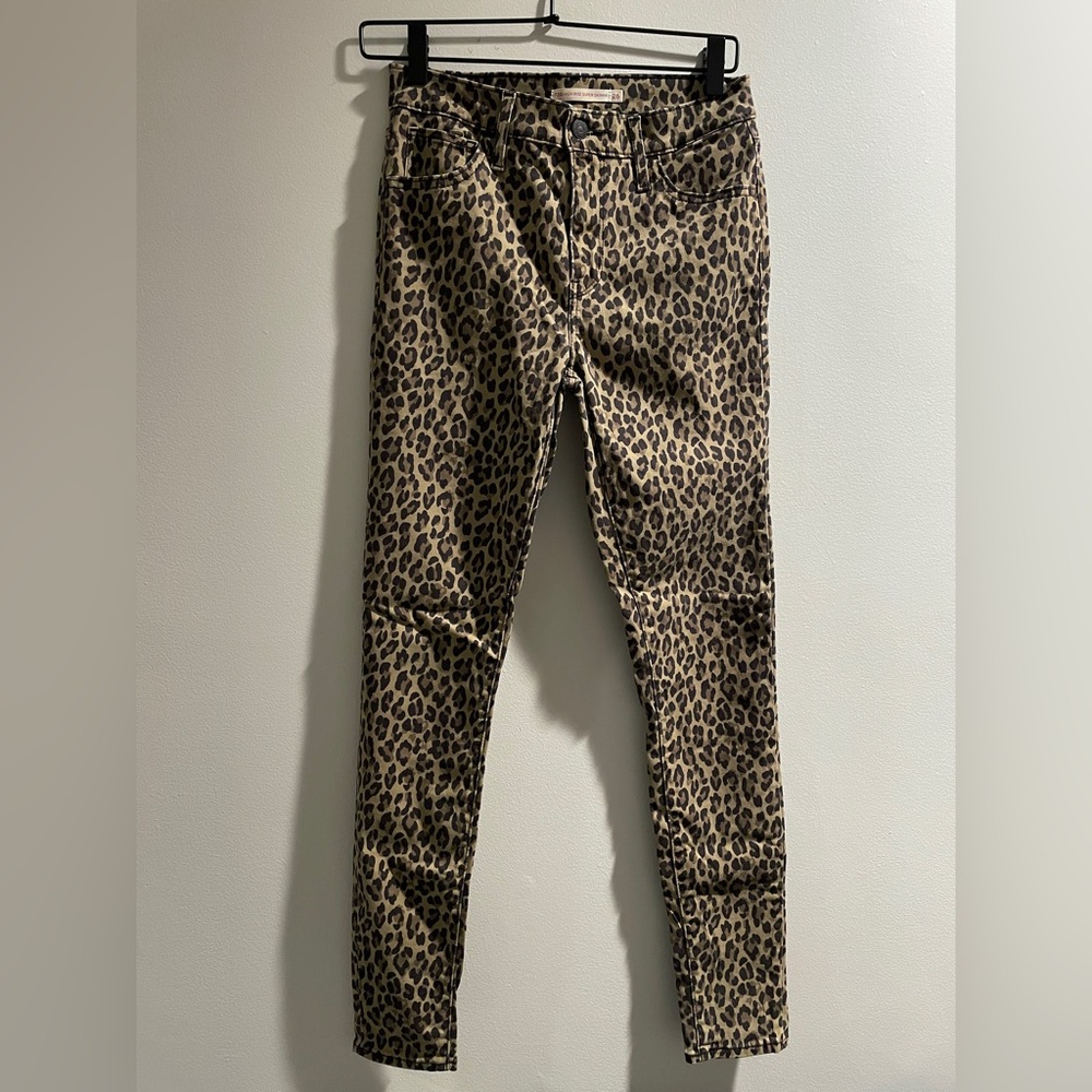 Levi’s 720 High Rise Super Skinny Leopard Print Women’s Jeans, Size 26x28